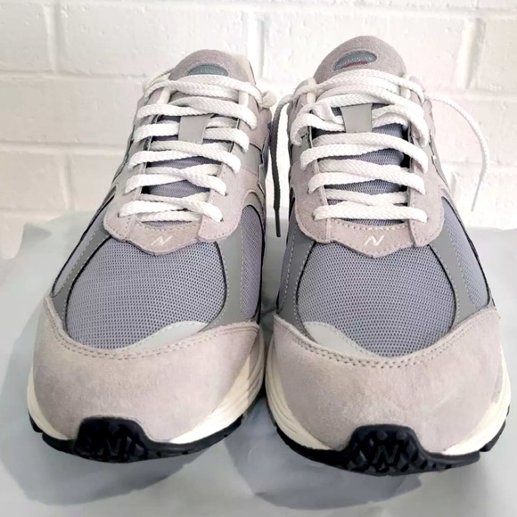 📁🩶 New Balance 2002R Gore-Tex Gray 🩶📁 - Picture 4 of 5